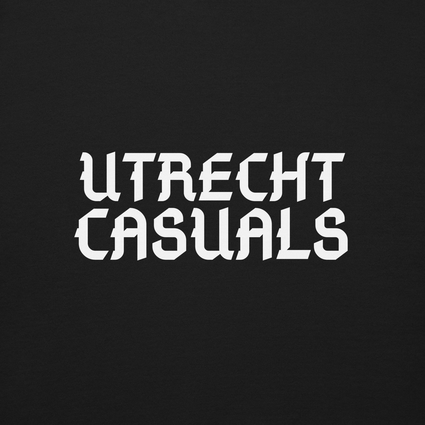 UTRECHT CASUALS SWEATER BLACK CLOSE UP 2