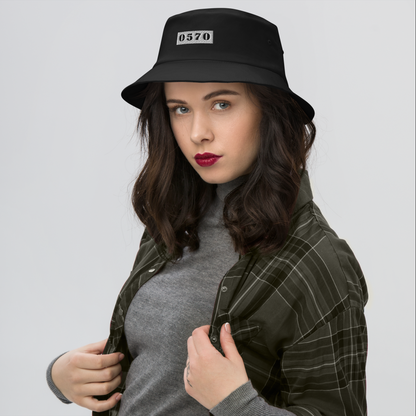 0416 BUCKET HAT WOMAN 1